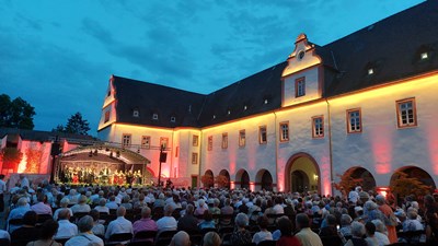 Operngala im Schlossinnenhof (2023).