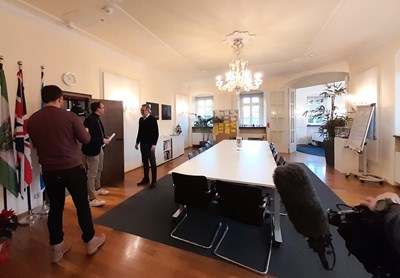 hessenschau zu Gast im Heusenstammer Schlossrathaus.