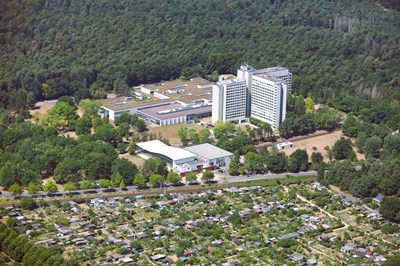 Der Campus Heusenstamm aus der Vogelperspektive.