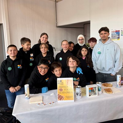 Das Kinder- und Jugendparlament auf dem Kreartiqmarkt.