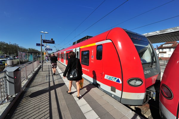 S-Bahnhof Heusenstamm.