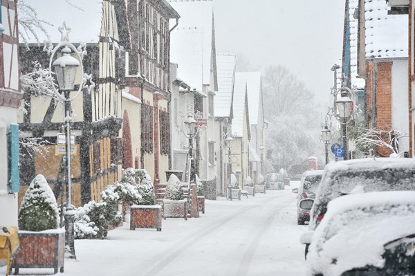 Schlossstraße im Winter (Foto: J. Roß/Magistrat)