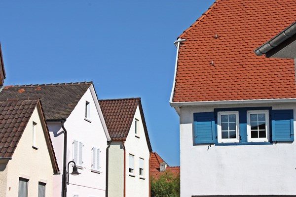 Häuserreihe in der Altstadt (Foto: Regine Dinkelborg/Magistrat)