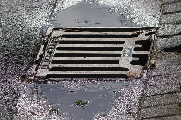 Symbolbild Sinkkasten (Foto: Manfred Richter auf pixabay)