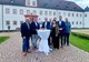 Offizielle Inbetriebnahme der 3000sten Digitalen Dorflinde in Heusenstamm mit Digitalstaatssekretär Stefan Sauer (Dritter von links), Stadtverordnetenvorsteher Peter Jakoby (Erster von links), Bürgermeister Steffen Ball (Vierter von links), Erstem Stadtrat Uwe Michael Hajdu (Zweiter von links) sowie politischen Vertretern und dem Digitalisierungsteam des Rathauses. 