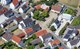 Luftbild des Dorfplatzes Rembrücken. (Foto: Axel Häsler/Magistrat)